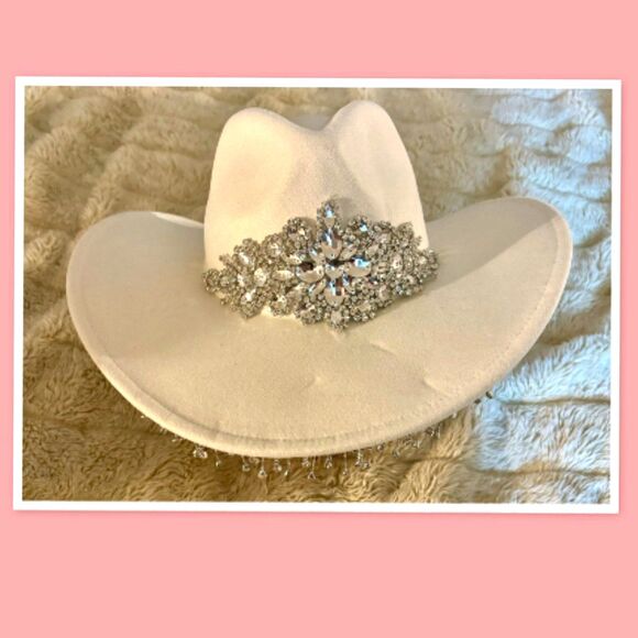 Odiva Cowgirl Hat Rhinestones & Rhinestone Fringe - Picture 1 of 3